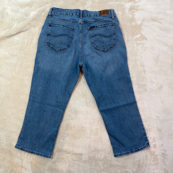 Lee Cropped Capri Straight Leg / Boyfriend Denim - i 14 - Picture 2 of 5